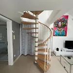 Apartman D'hotlis