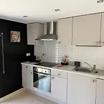 D'hotlis Apartman