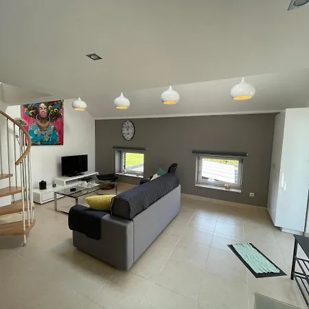 D'hotlis Apartment *
