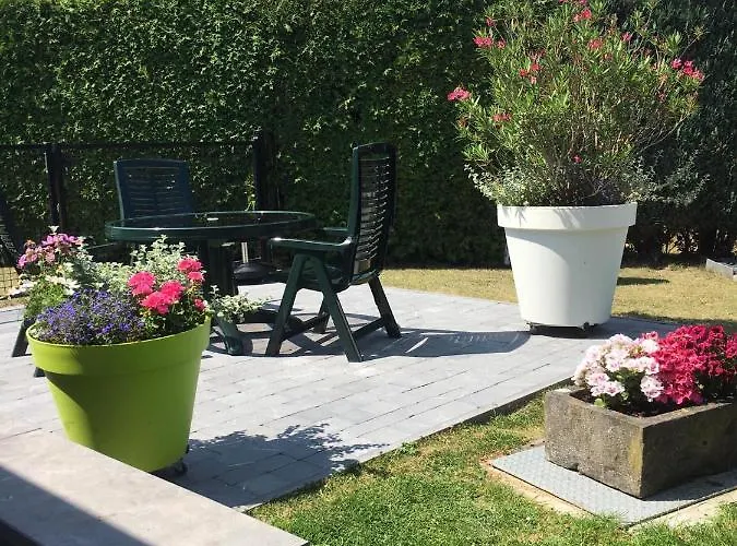 D'hotlis アパート